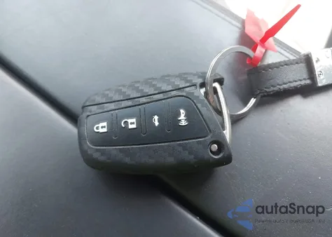 2015 Hyundai Genesis 3.8L z USA, uszkodzony, nr VIN KMHGN4JE5FU069071